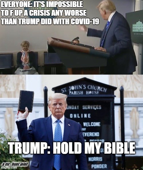 939761390_holdmybible2.jpg.99a37d65ee9780bb0f47ebd5c76d9982.jpg