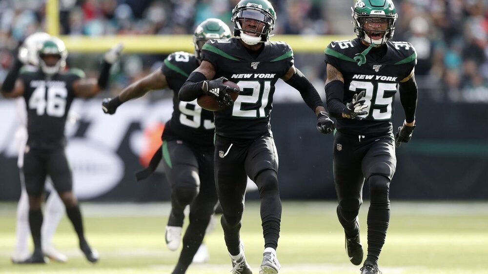 Jets Black Uniforms.jpg
