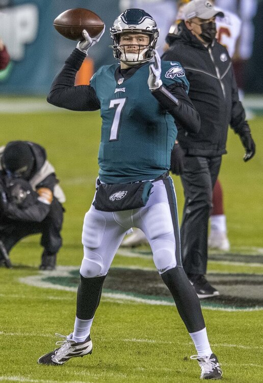 1200px-Nate_Sudfeld_(50805450302)_(cropped).thumb.jpg.1c3d79f602d77ddd3fdafb3c719c5086.jpg