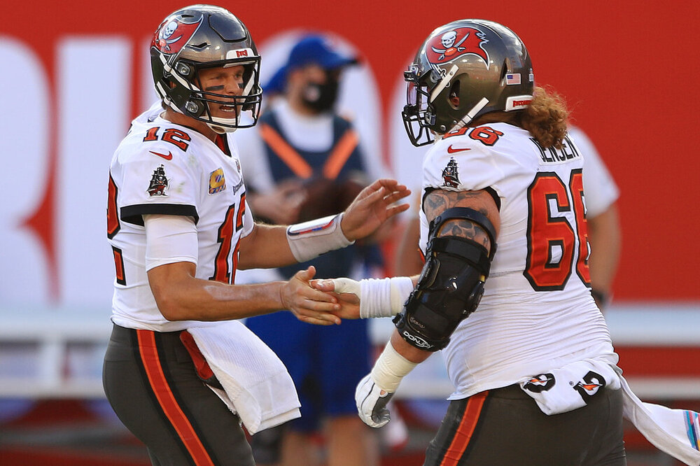 Buccaneers White Uniforms.jpg