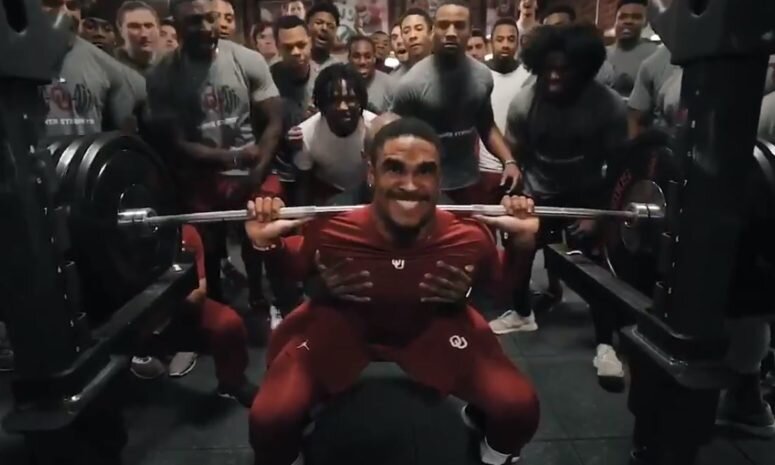 jalen-hurts-squat-oklahoma-775x465.jpg.94e63b2ba331d24021d4738dacd570ec.jpg