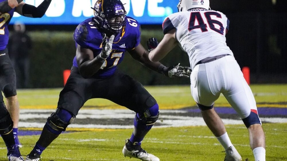 dante-smith-nfl-draft-player-profile-east-carolina-offensive-tackle-1024x576.jpg