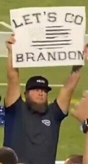 brandon.jpg.167ab3d11cd54b1889fe63c158a1c53e.jpg