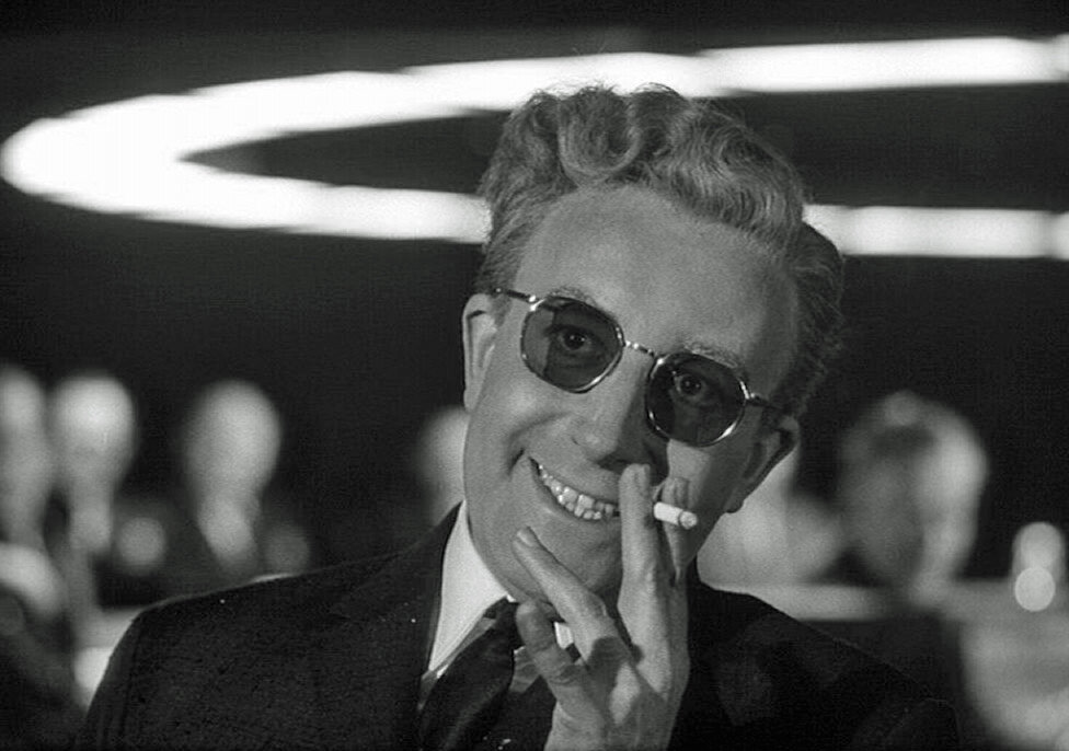 Strangelove.jpeg.e52314da2ddcb8326e0b674e037f01cd.jpeg