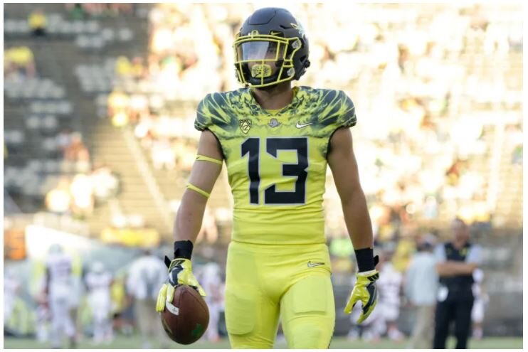 EAGLES ANNOUNCE SLEW OF JERSEY NUMBER CHANGES AHEAD OF 2022 SEASON