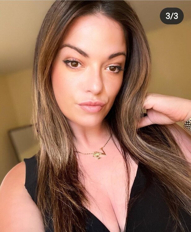 Screenshot_20220608-072759_Instagram.jpg