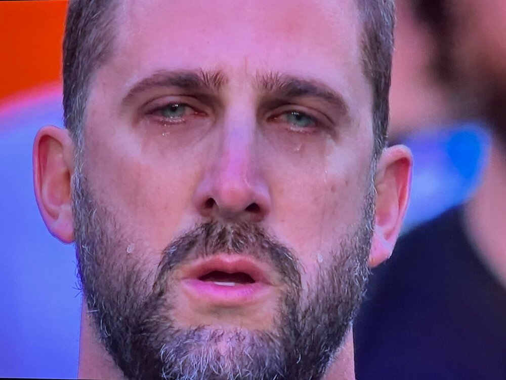 fqwk4n3axvha1.jpg