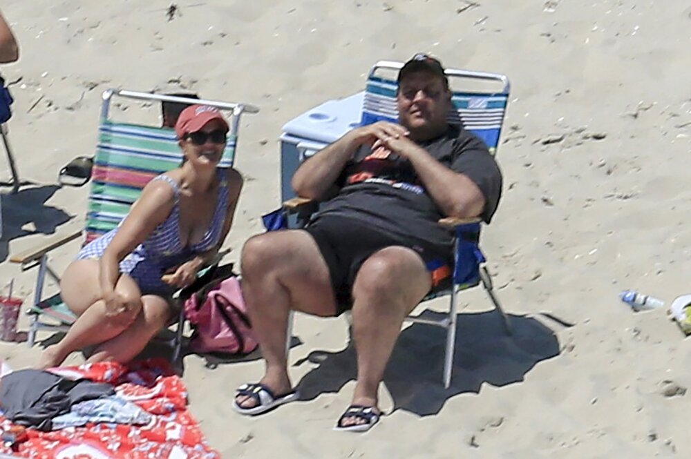 chris-christie-beach.jpg